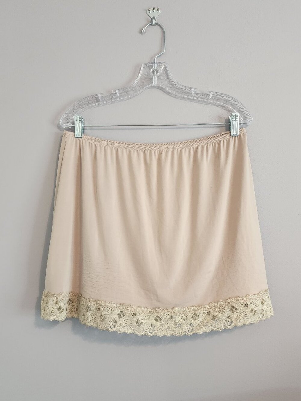 2/$15 Jones New York XL Short Skirt Slip - Used